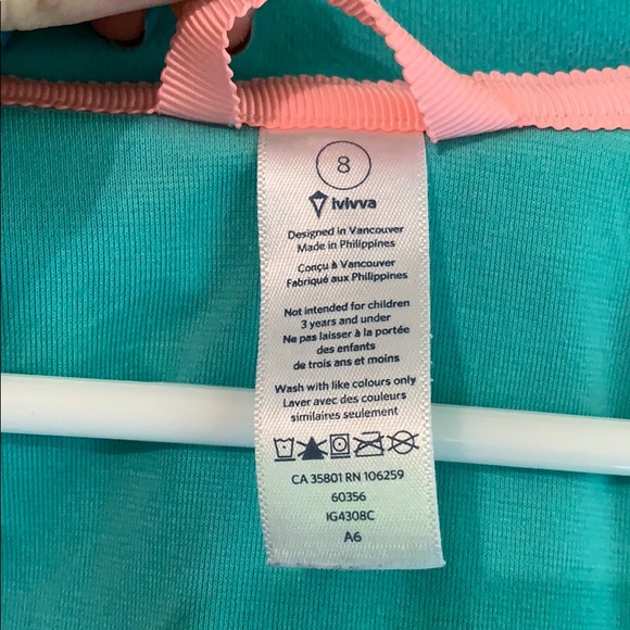 LULULEMON/ivivvia athletic rain/windbreaker jacket - Picture 6 of 8